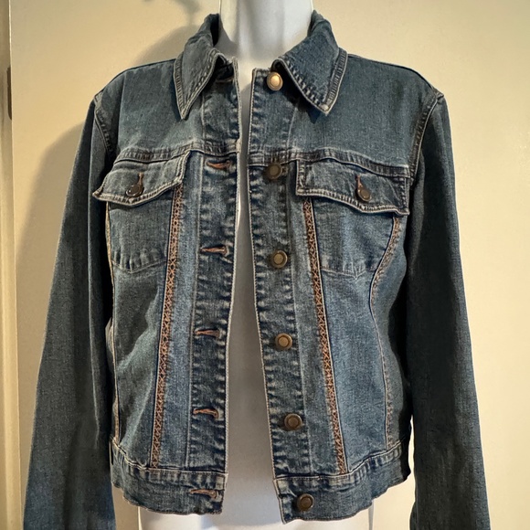 Jean Jacket - Picture 1 of 6